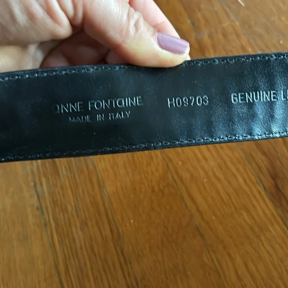 Anne Fontaine Maldivia black croc embossed belt - Picture 7 of 10